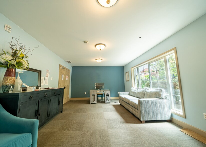 More Photos Of 800 NW 25th Ave, Portland Assisted Living For Sale