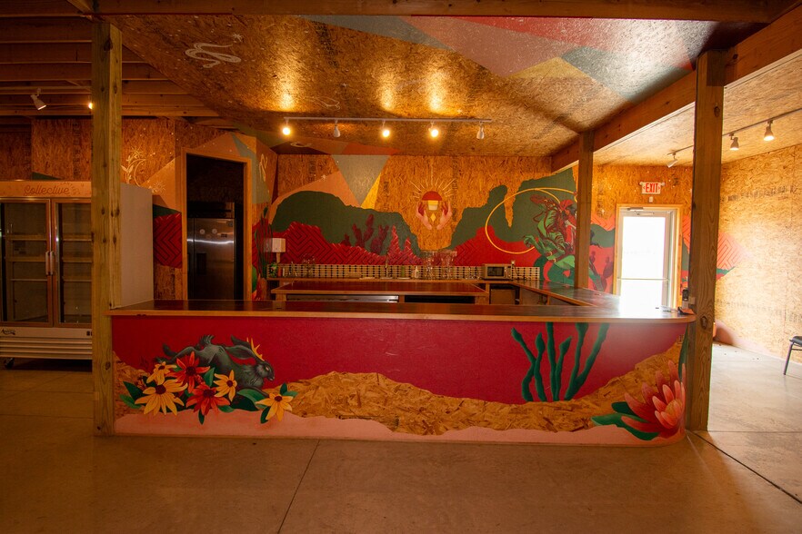 More Photos Of 18100 W Interstate 40, Amarillo Freestanding For Sale