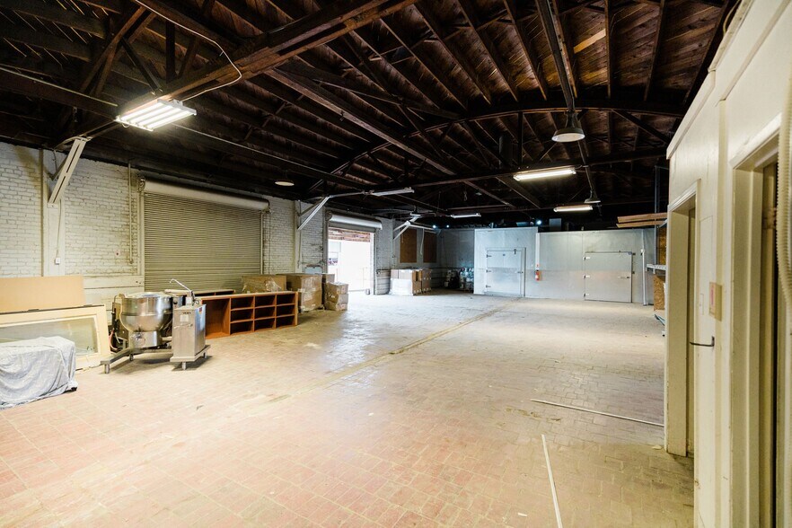 More Photos Of 845 S Topeka Ave, Fresno Manufacturing For Sale