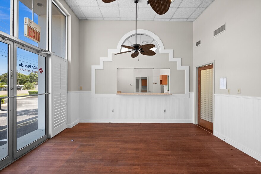 More Photos Of 13540 Walsingham Rd, Largo Medical For Sale