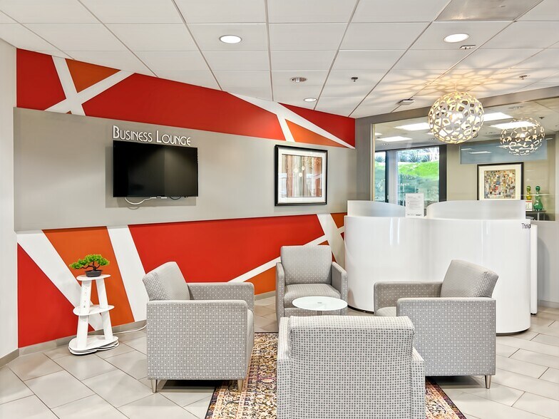 More Photos Of 9920 Pacific Heights Blvd, San Diego Coworking Space