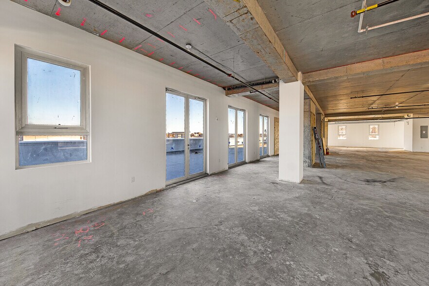 More Photos Of 1055-1063 63rd St, Brooklyn Office For Sale