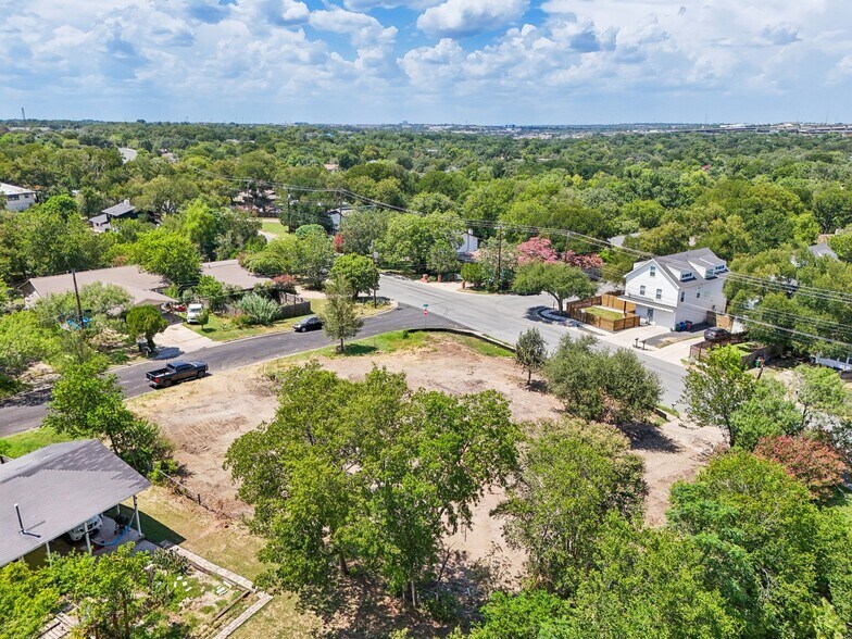 More Photos Of 3101 Northeast Dr, Austin Land For Sale