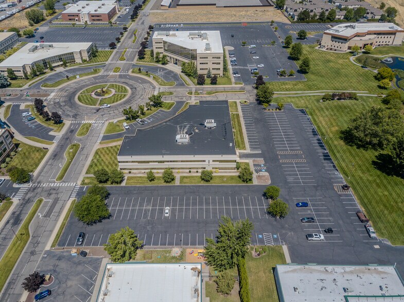 More Photos Of 2425 Stevens Center Pl, Richland Office For Lease