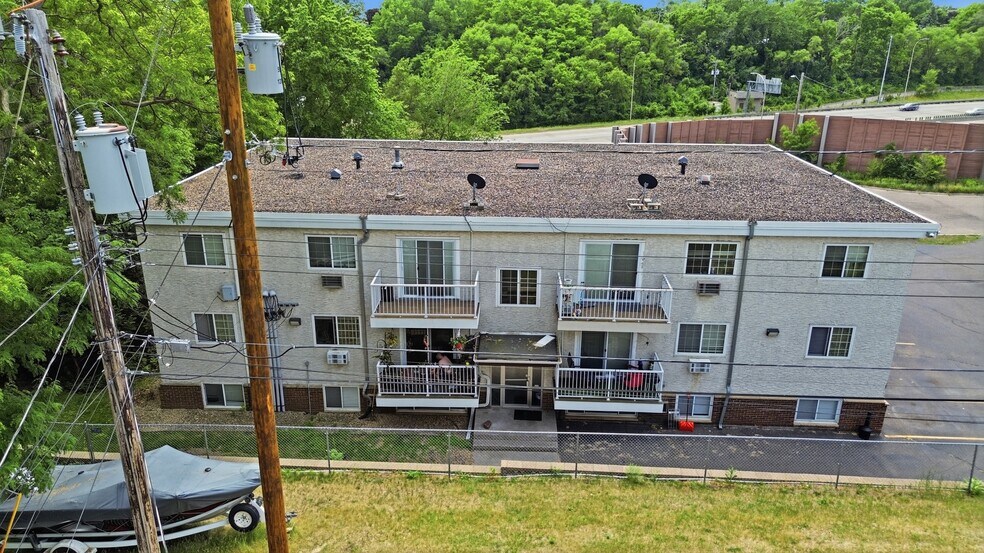 More Photos Of 105 Park St E, South Saint Paul Apartments For Sale