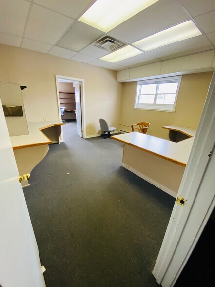 More Photos Of 315-329 E 2nd St, Boyertown Flex For Sale