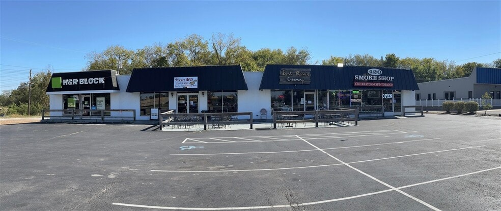 Primary Photo Of 241-247 Hopkinsville Rd, Russellville Storefront Retail Office For Lease