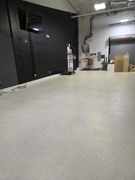 More Photos Of 959 Shotgun Rd, Sunrise Warehouse For Sale