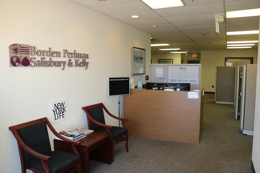 More Photos Of 317 Cleveland Ave, Highland Park Medical For Lease