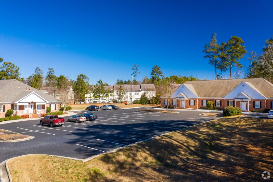 More Photos Of 236 Stockbridge Rd, Jonesboro Office For Sale