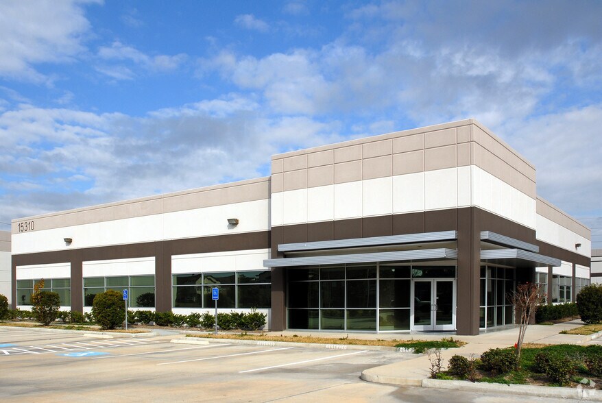 More Photos Of 15310 Park Row, Houston Office For Lease