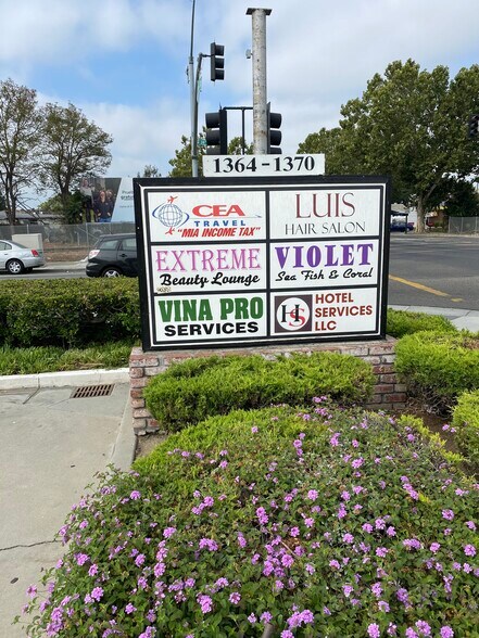 More Photos Of 1364-1370 E Santa Clara St, San Jose Storefront Retail Office For Lease