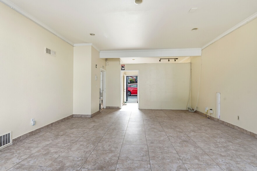 More Photos Of 2048-2050 W Florence Ave, Los Angeles Office For Sale