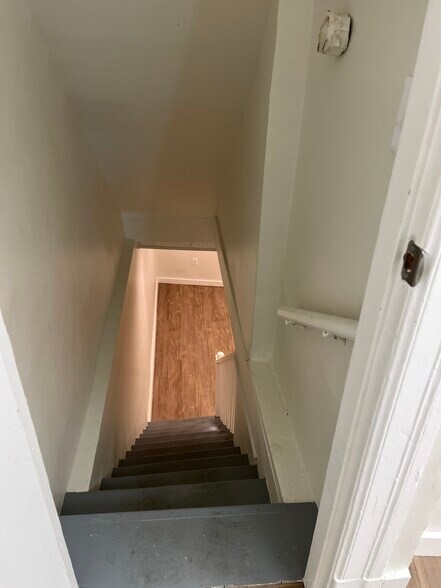 More Photos Of 5 Barney Cir SE, Washington Medical For Lease