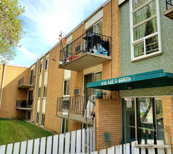 More Photos Of 412 B Av N, Saskatoon Apartments For Sale