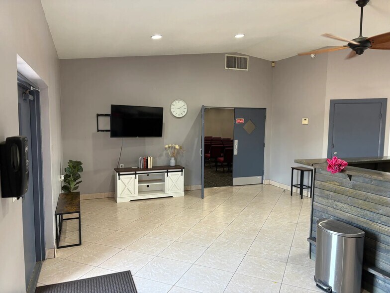 More Photos Of 4312 W Osborn Rd, Phoenix Office For Sale