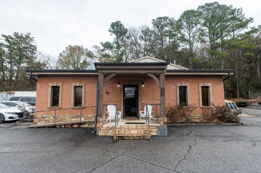 More Photos Of 606 S Tennessee St, Cartersville Flex For Lease