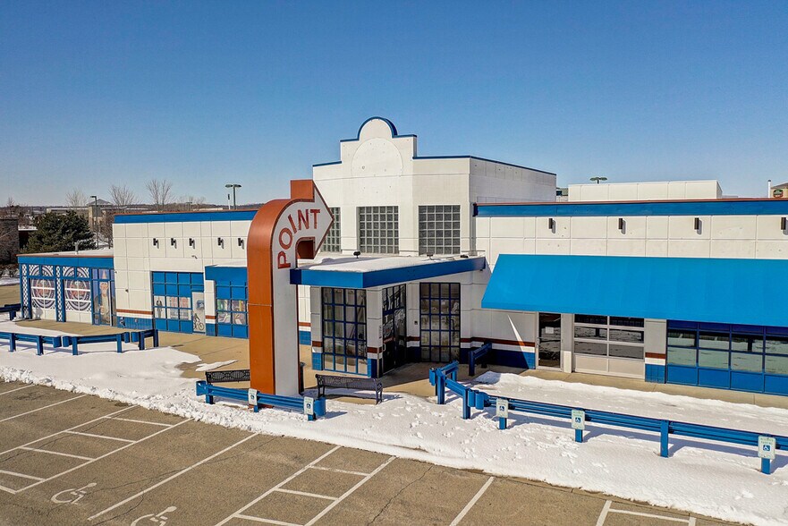 More Photos Of 2259 Deming Way, Middleton Restaurant For Sale