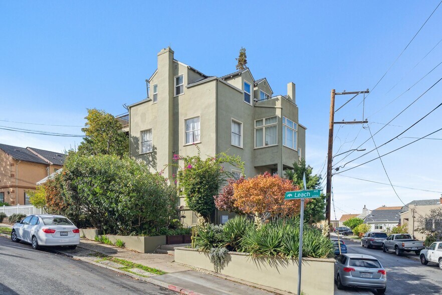 More Photos Of 4347 Leach Ave, Oakland Apartments For Sale