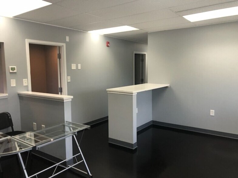 More Photos Of 6731 Ridge Rd, Parma Medical For Sale