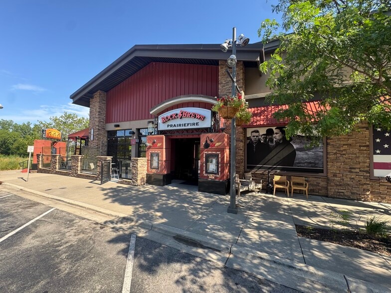 Primary Photo Of 5750 W 137th St, Overland Park Unknown For Lease