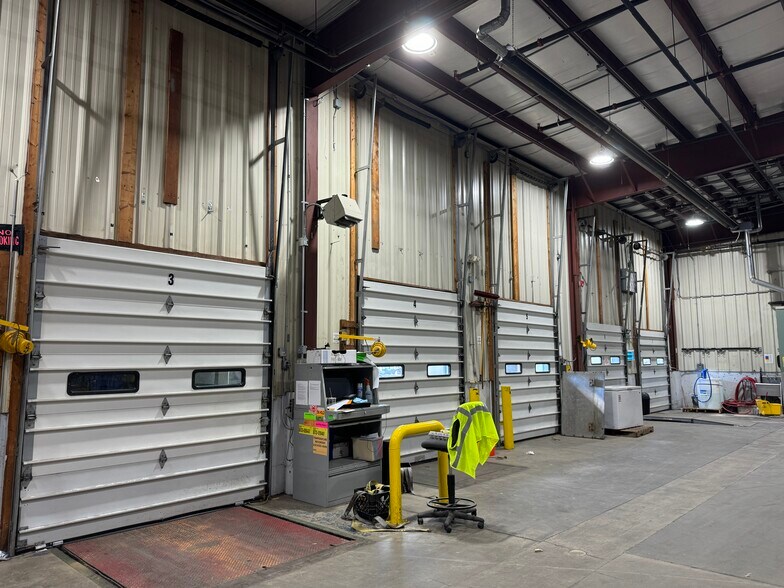 More Photos Of 97 N Hatfield Rd, Hatfield Warehouse For Sale