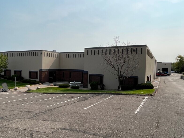 Primary Photo Of 1708-1730 Gervais Ave, Maplewood Light Manufacturing For Lease