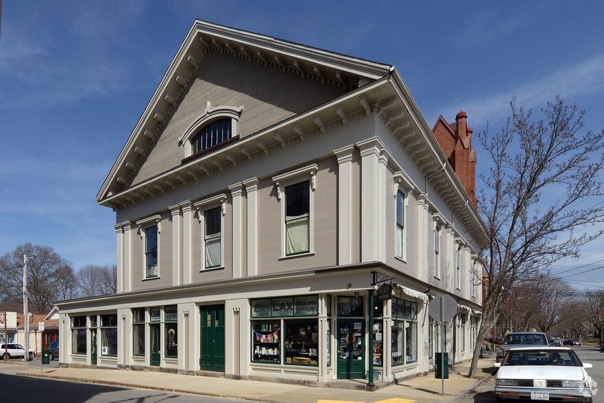 More Photos Of 24 Center St, Fairhaven Storefront For Sale