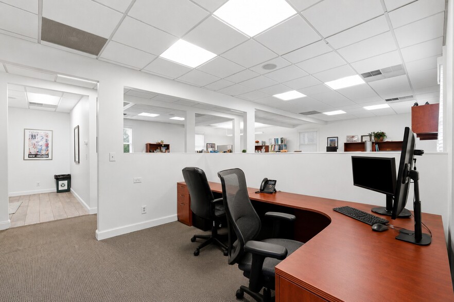 More Photos Of 3103 Medlock Bridge Rd, Norcross Office For Sale