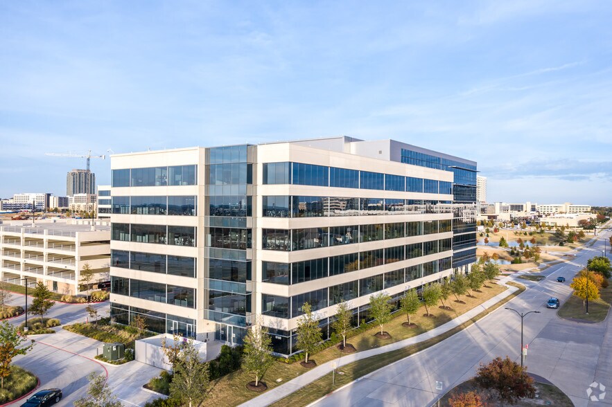 More Photos Of 6160 Warren Pky, Frisco Coworking Space
