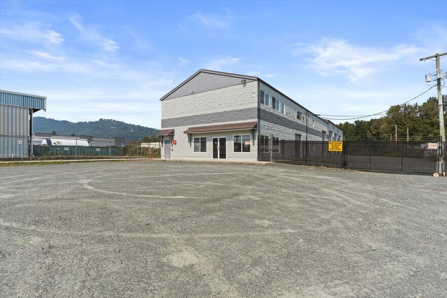 Primary Photo Of 44755 Yale Rd, Chilliwack Warehouse For Sale