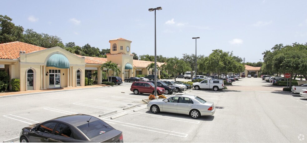 More Photos Of 2501-2543 Burns Rd, Palm Beach Gardens Medical For Lease