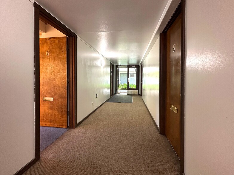 More Photos Of 150 Shoreline Hwy, Mill Valley Apartments For Sale