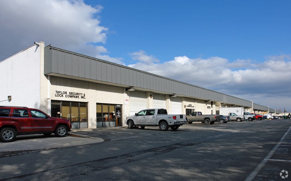 More Photos Of 8501-8585 Atlas Dr, Gaithersburg Warehouse For Sale