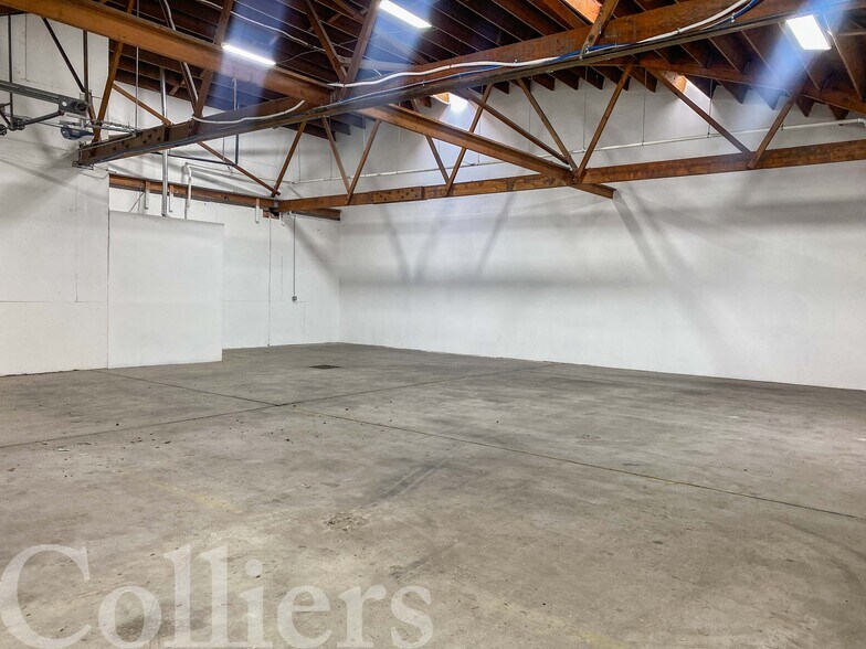 More Photos Of 747 S 13th St, Boise Showroom For Lease