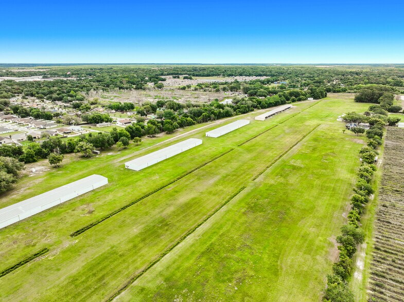 More Photos Of 7001 W Jones Ave, Mount Dora Airplane Hangar For Sale