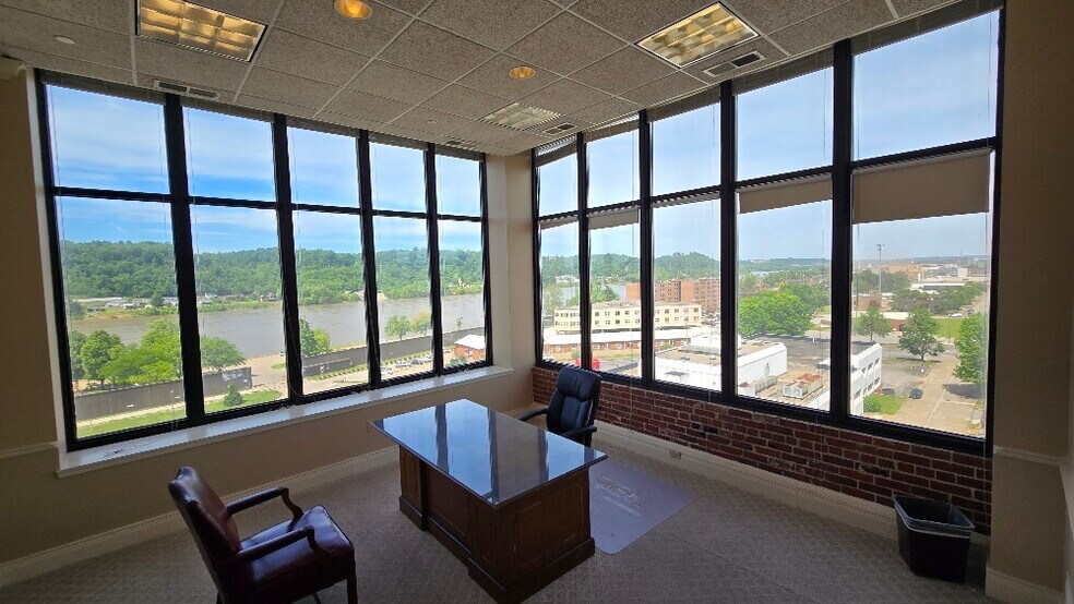 More Photos Of 1108 3rd Ave, Huntington Office For Sale