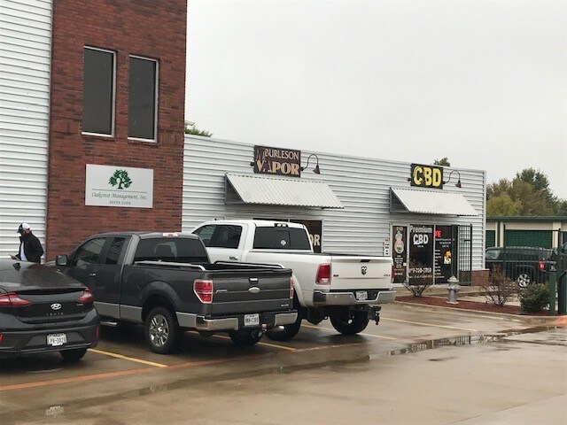 More Photos Of 785 W Hidden Creek Pkwy, Burleson General Retail For Lease