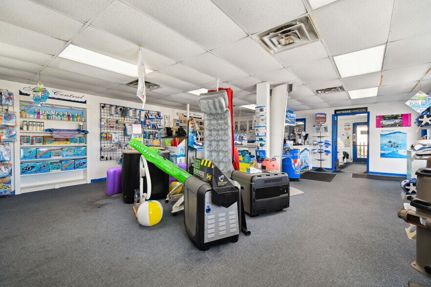 More Photos Of 5146 Marine Pky, New Port Richey Storefront Retail Office For Sale