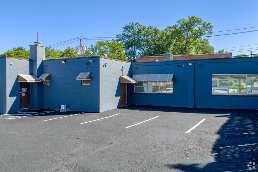 More Photos Of 2075 Millburn Ave, Maplewood Medical For Sale