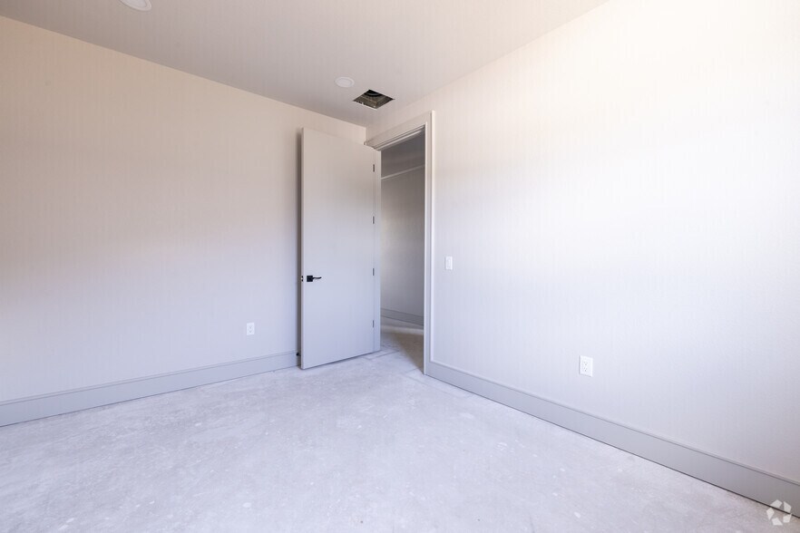 More Photos Of 25201 FM 2978 Rd, Tomball Medical For Lease