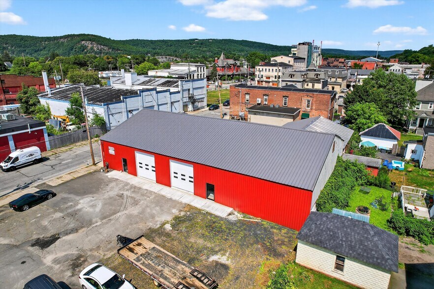 More Photos Of 98 Front St, Port Jervis Warehouse For Sale