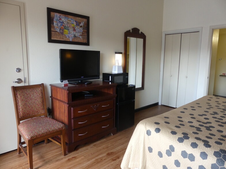 More Photos Of 2120 Lafayette Rd, Fort Oglethorpe Hotel For Sale