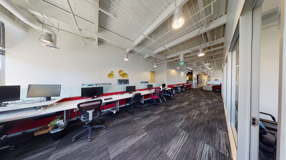 More Photos Of 13280 Evening Creek Dr S, San Diego Office For Lease