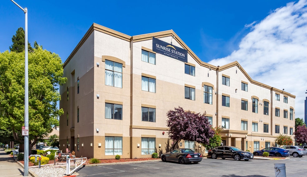 Primary Photo Of 11260 Point East Dr, Rancho Cordova Apartments For Sale