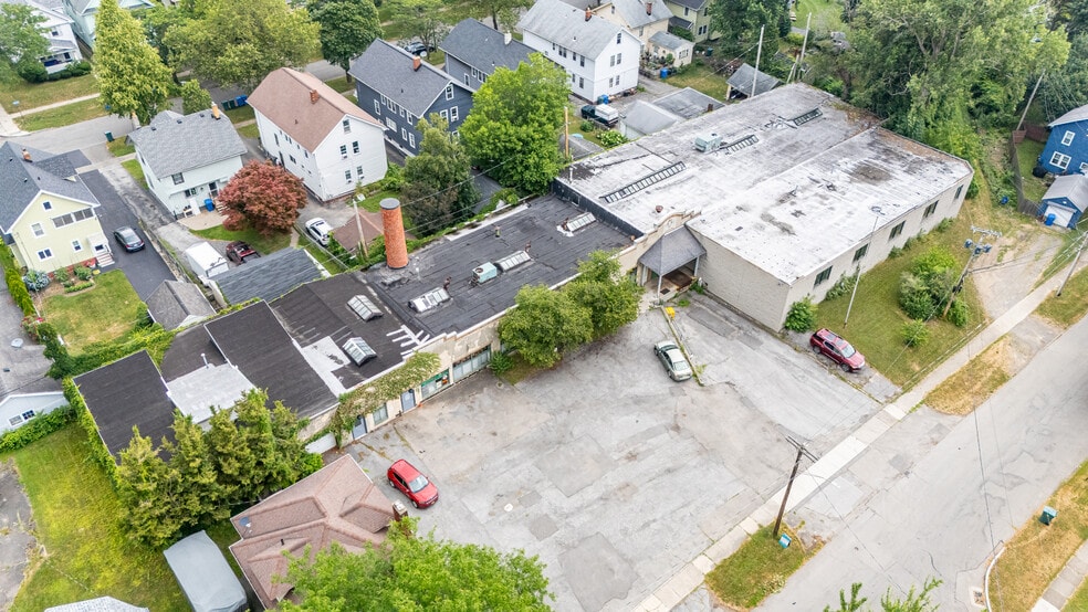 More Photos Of 1024 Garson Ave, Rochester Light Manufacturing For Sale