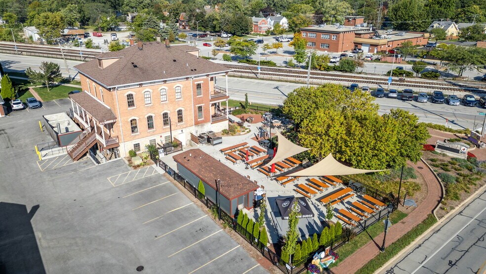 More Photos Of 6811 Hickory St, Tinley Park Bar For Sale