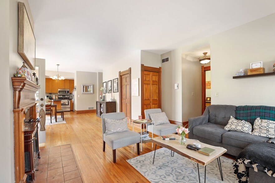 More Photos Of 197 Kent St, Saint Paul Multifamily For Sale
