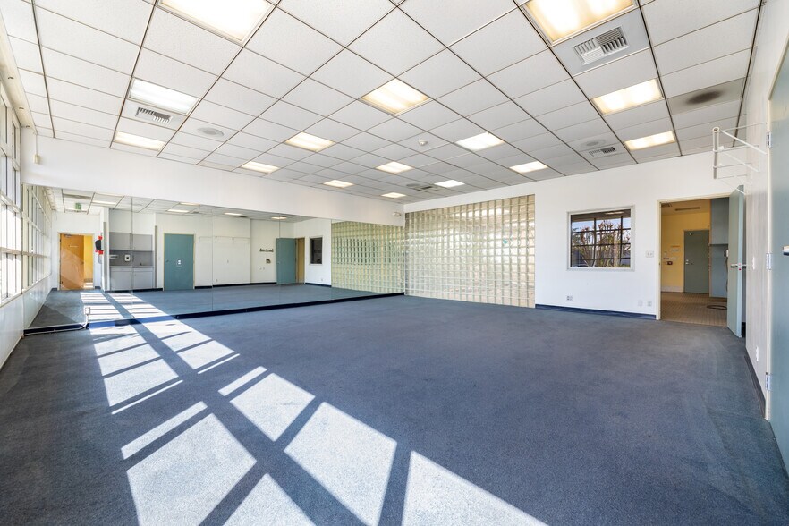 More Photos Of 665 W Naomi Ave, Arcadia Medical For Lease