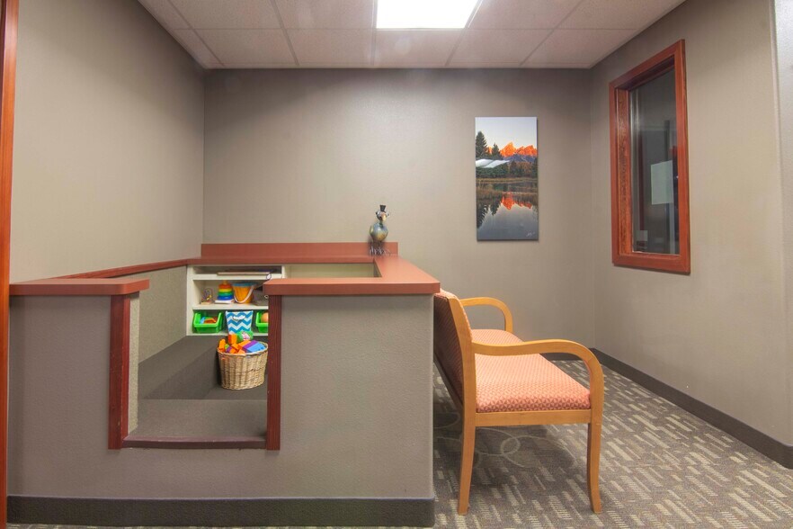 More Photos Of 246 N 18th Ave, Pocatello Healthcare For Sale